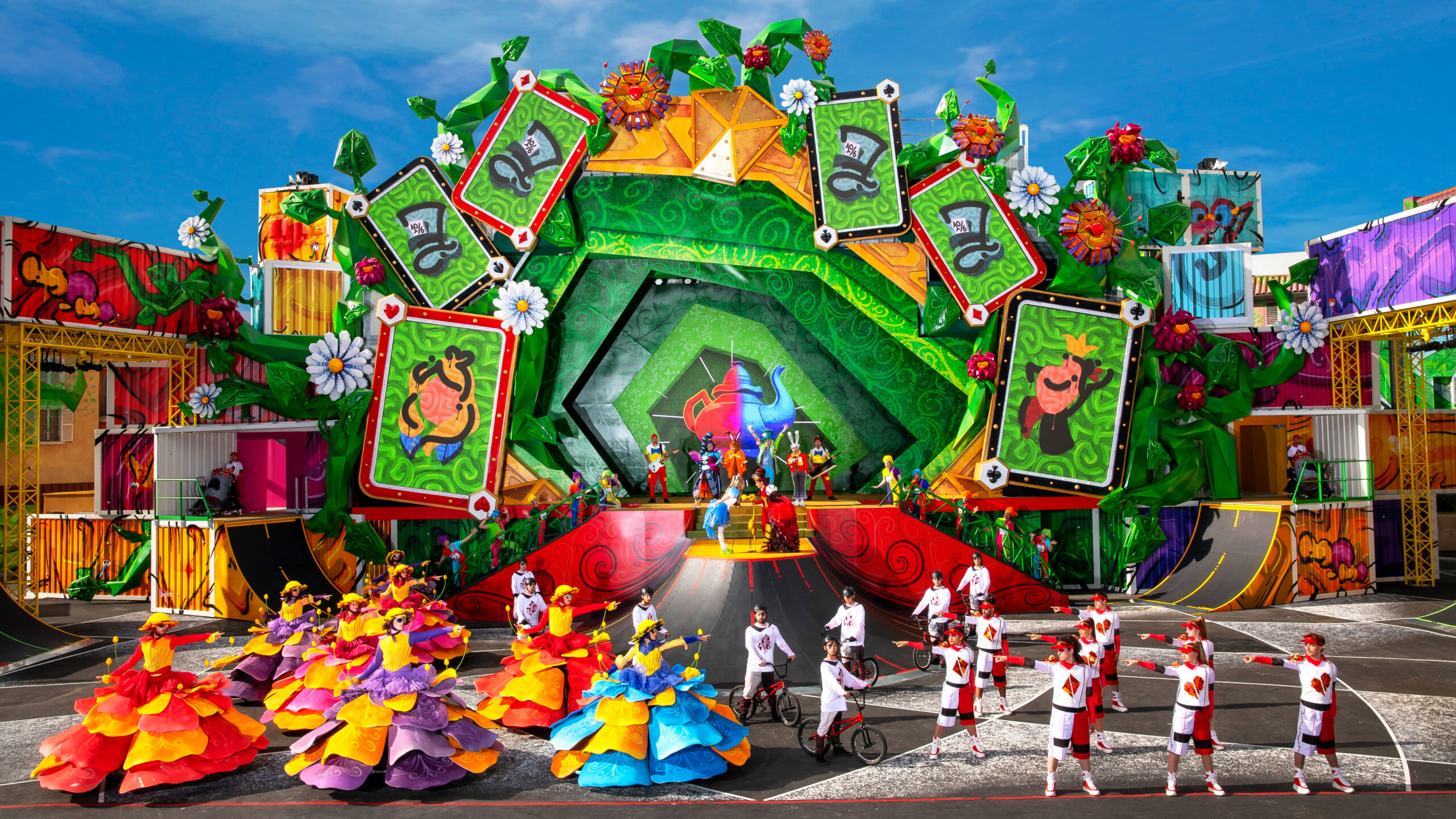 Disneyland Paris onthult spectaculaire nieuwe show Alice & the Queen of Hearts: Back to Wonderland